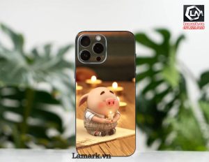 Dán skin điện thoại iphone 06
