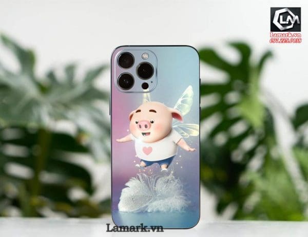 Dán skin điện thoại iphone 08