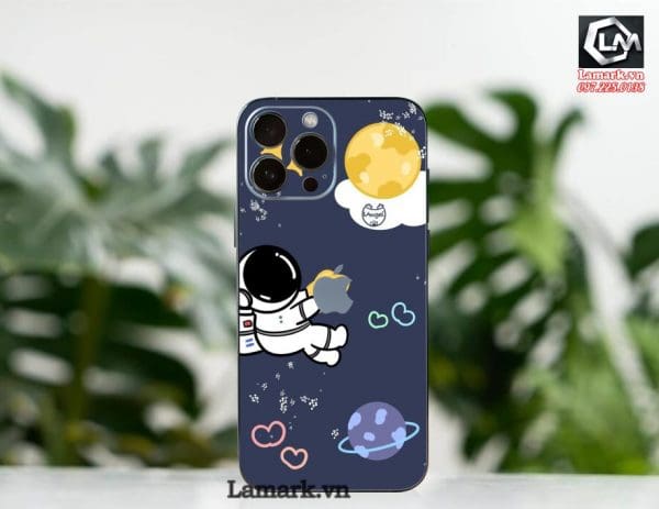 Dán skin điện thoại iphone P12