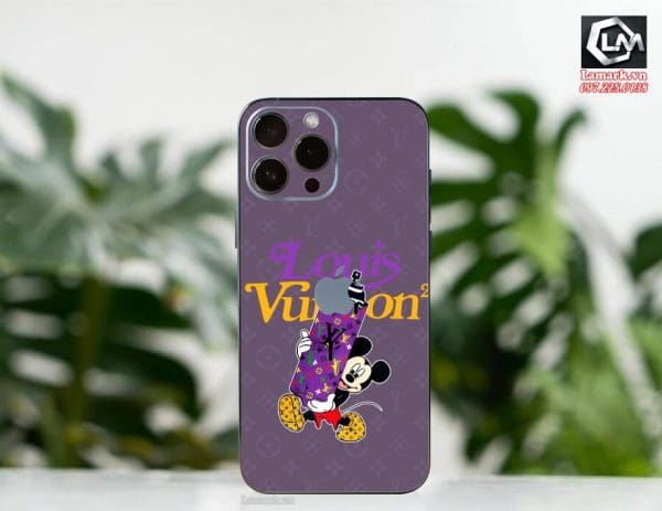 Dán skin điện thoại iphone
