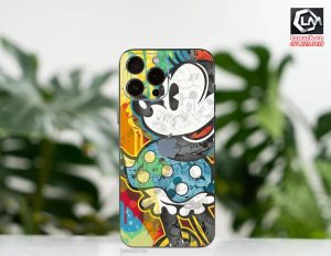 Dán skin điện thoại iphone
