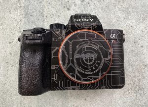 Skin Máy Ảnh Vân Nổi 3M Electric Titian Black (Mạch điện titian đen)