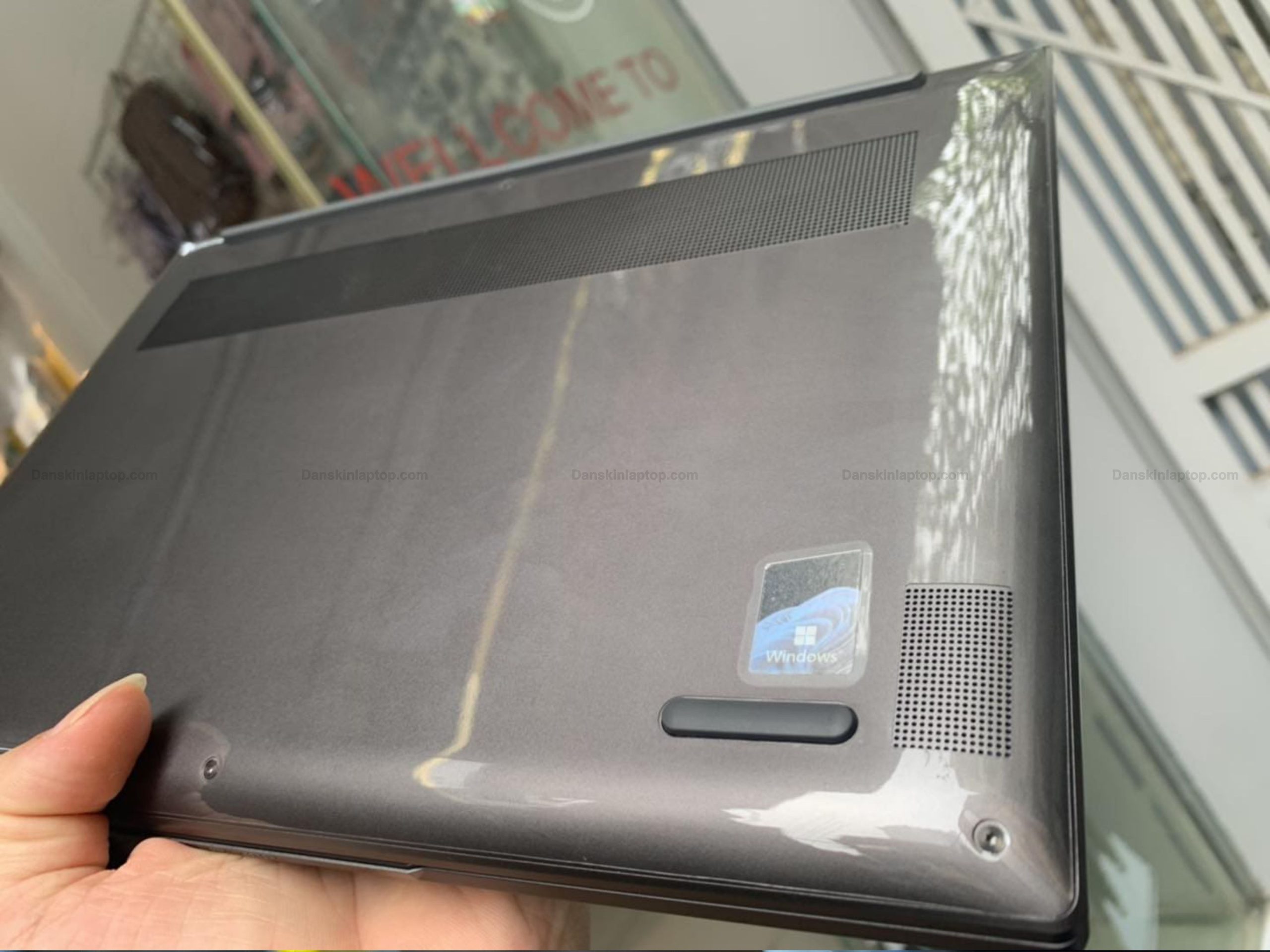 Dán trong suốt PPF Laptop 5 Dán trong suốt PPF Laptop - Ảnh 5