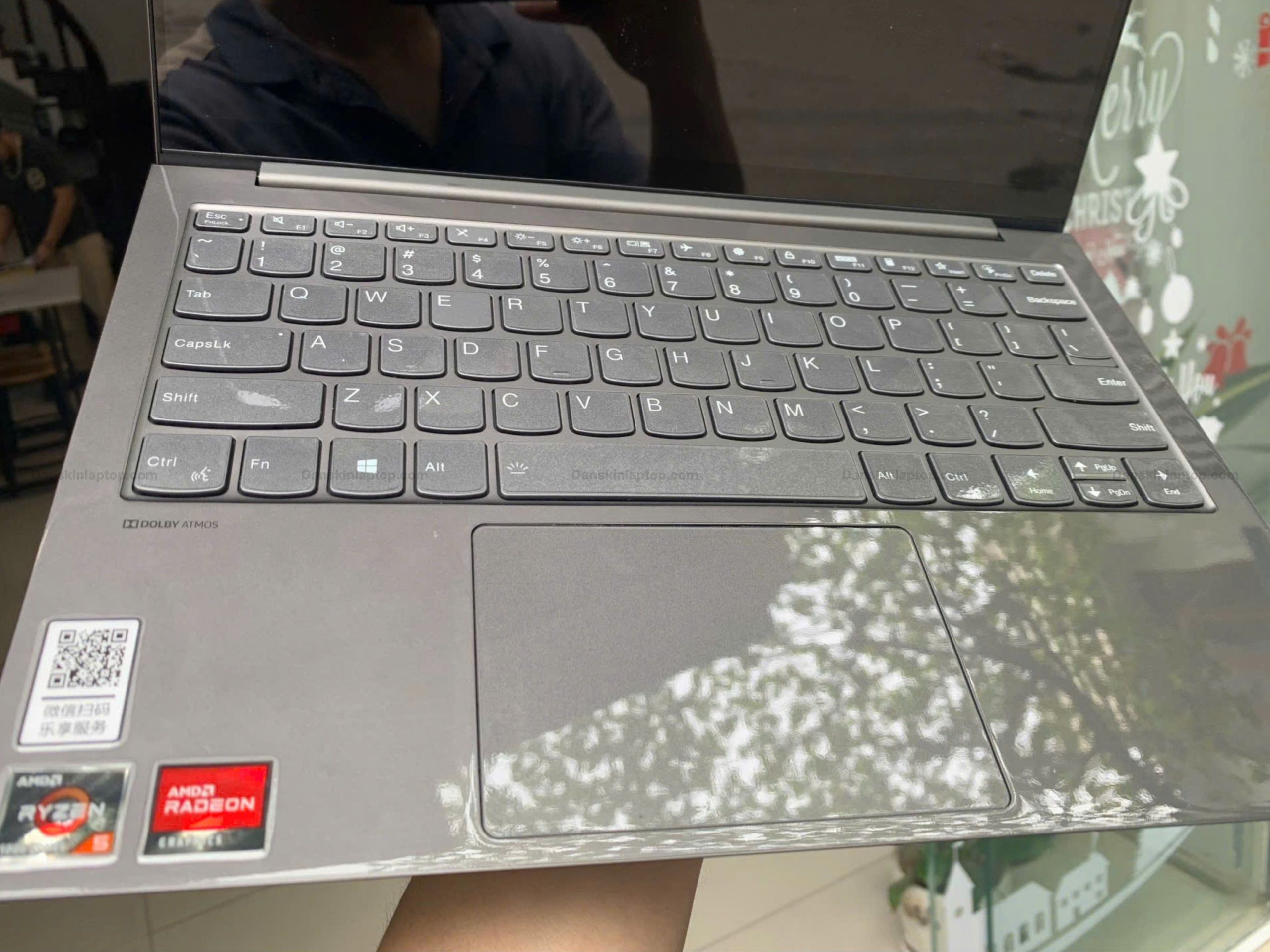 Dán trong suốt PPF Laptop 1 Dán trong suốt PPF Laptop