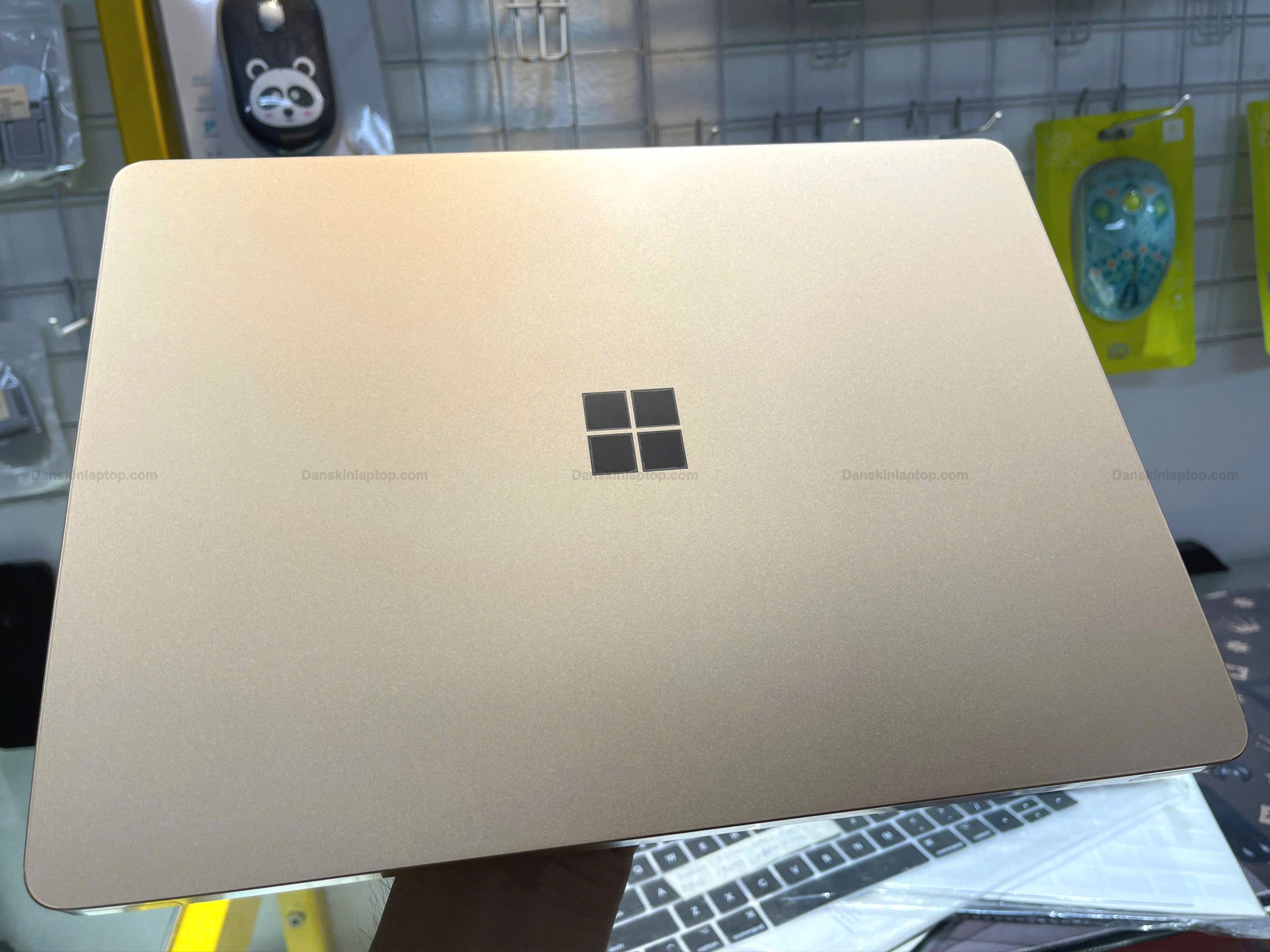 Dán trong suốt PPF Laptop 2 Dán trong suốt PPF Laptop - Ảnh 2